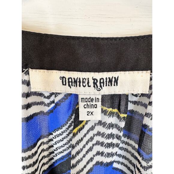 Daniel Rainn Sleeveless Blouse Women's Size 2X - Picture 3 of 3